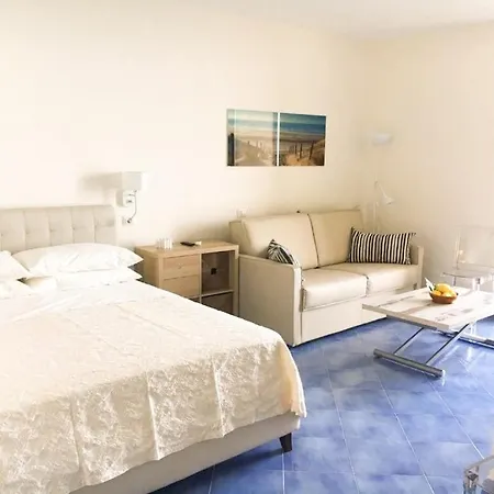 Le Esperidi 아파트 라벨로