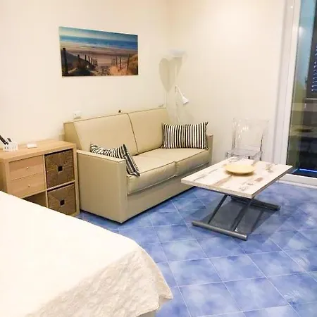 Le Esperidi Apartmán *
